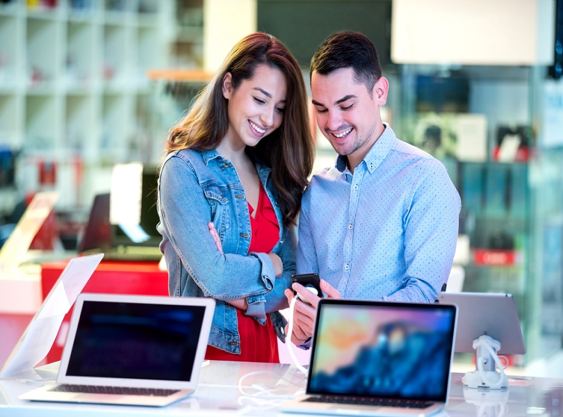 GO ELECTRONIC SHOPPING AT SIM LIM SQUARE