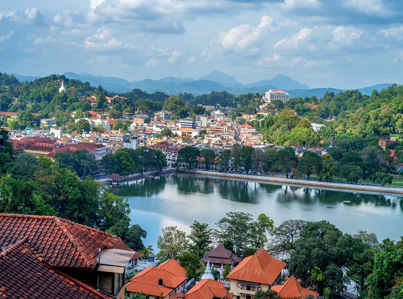 HENDENIYA RAJAMAHA VIHARAYA, KANDY