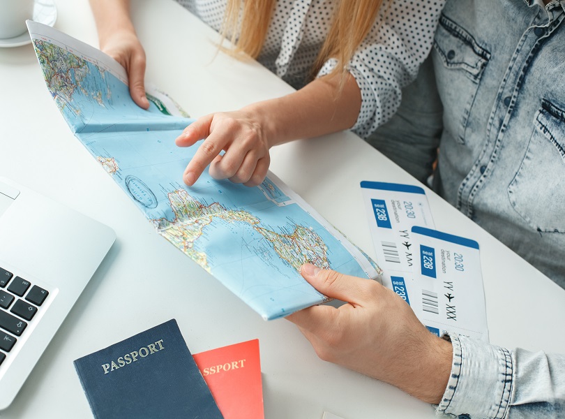 Choosing a false Travel Agency