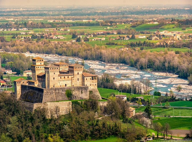 Take a day trip to Torrechiara
