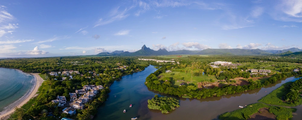 Tamarin Bay